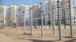 Площадка для воркаута в городе Астрахань №10631 Средняя Современная фото