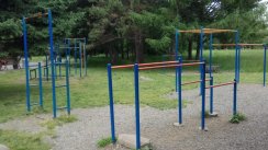 Площадка для воркаута в городе Комсомольск-на-Амуре №10824 Средняя Современная фото