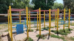 Площадка для воркаута в городе Одесса №10843 Маленькая Современная фото