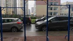 Площадка для воркаута в городе Санкт-Петербург №10846 Маленькая Современная фото