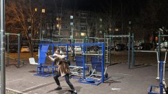 Площадка для воркаута в городе Сергиев Посад №11320 Средняя Современная фото