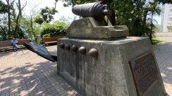 Площадка для воркаута в городе Сочи №11418 Маленькая Современная фото