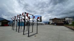Площадка для воркаута в городе Сочи №11460 Маленькая Современная фото
