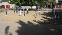 Площадка для воркаута в городе Павлодар №11756 Маленькая Современная фото