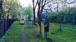 Площадка для воркаута в городе Кронштадт №11862 Средняя Современная фото