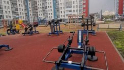 Площадка для воркаута в городе Пермь №11891 Маленькая Современная фото