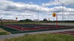 Площадка для воркаута в городе Великий Новгород №12245 Маленькая Современная фото