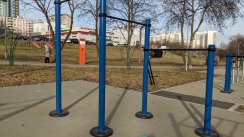 Площадка для воркаута в городе Москва №12348 Средняя Современная фото