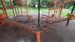 Площадка для воркаута в городе Москва №12435 Средняя Современная фото