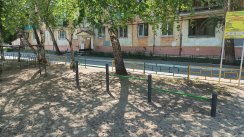 Площадка для воркаута в городе Тюмень №12450 Маленькая Современная фото