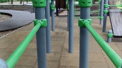 Площадка для воркаута в городе Екатеринбург №12543 Маленькая Современная фото