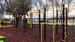 Площадка для воркаута в городе Астрахань №12721 Средняя Хомуты фото