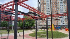 Площадка для воркаута в городе Москва №13151 Средняя Современная фото