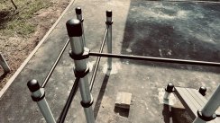 Площадка для воркаута в городе Москва №13159 Средняя Современная фото