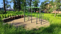 Площадка для воркаута в городе Минск №13199 Маленькая Современная фото