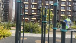 Площадка для воркаута в городе Санкт-Петербург №13205 Маленькая Современная фото