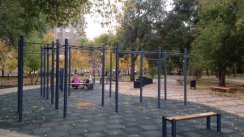 Площадка для воркаута в городе Магнитогорск №4257 Средняя Современная фото