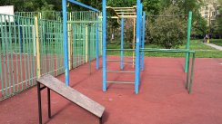 Площадка для воркаута в городе Москва №4822 Средняя Современная фото