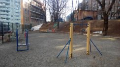 Площадка для воркаута в городе Владивосток №2721 Маленькая Современная фото