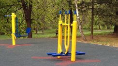 Площадка для воркаута в городе Москва №2160 Средняя Хомуты фото