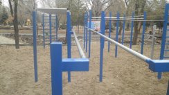 Площадка для воркаута в городе Самара №2577 Средняя Современная фото