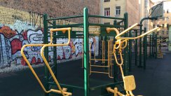 Площадка для воркаута в городе Санкт-Петербург №5367 Средняя Современная фото