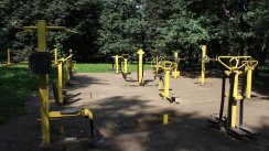 Площадка для воркаута в городе Химки №1713 Средняя Хомуты фото