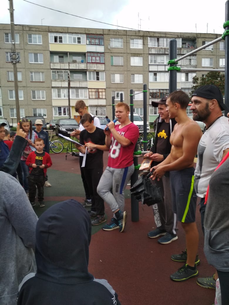 ТРЕНИРОВАЛИСЬ ПОД ДОЖДЁМ